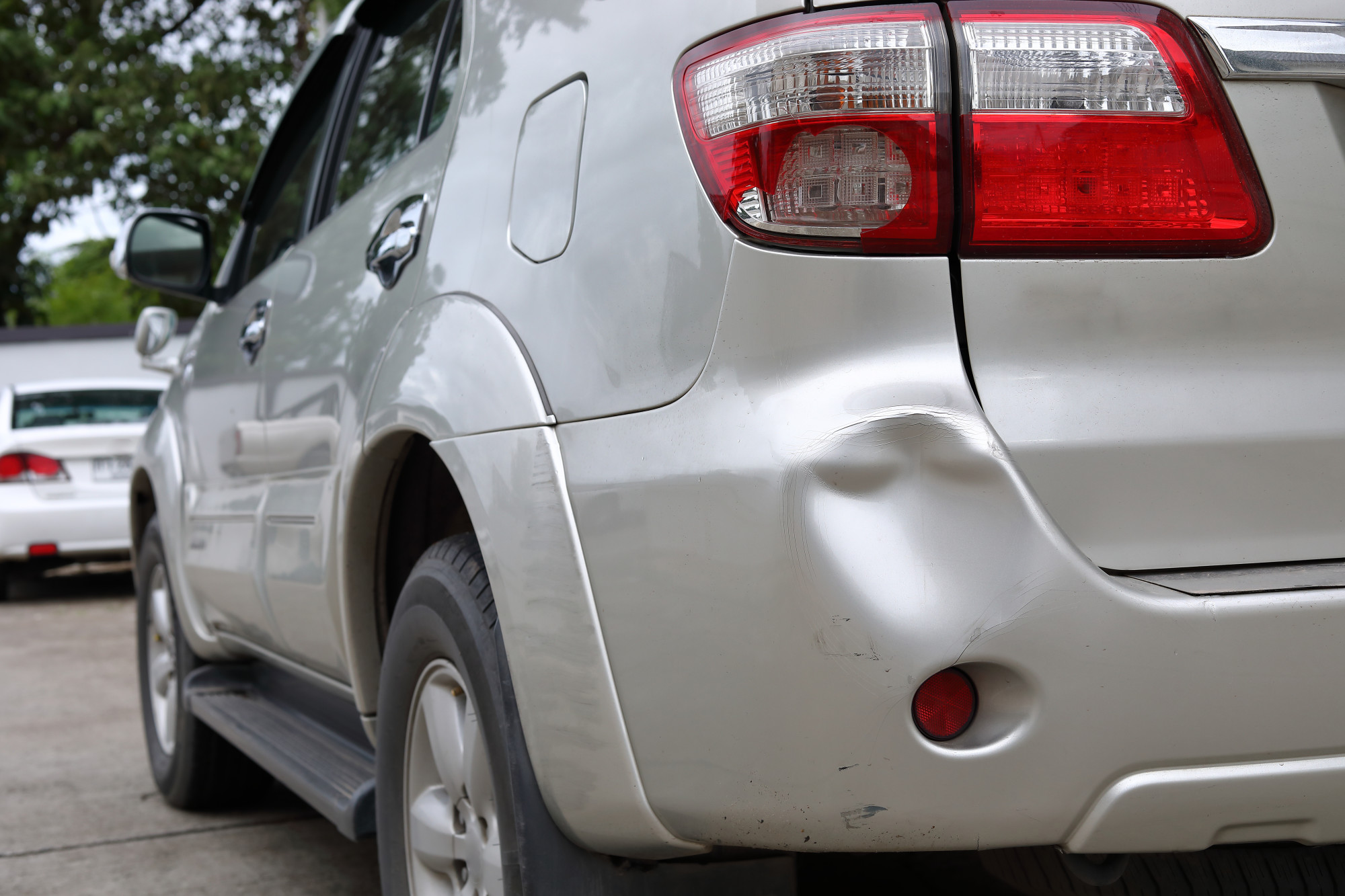 dent in car bumper